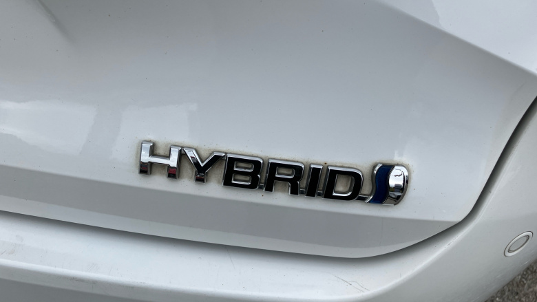 Toyota Corolla 2.0 VVT-i Hybrid Design 5dr CVT Hybrid Estate